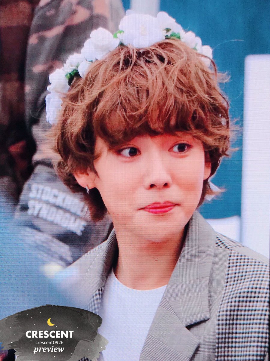 crescent0926's tweet photo. 180408 신촌 팬싸인회
요정이야🧚‍♀️
#위너 #김진우 #WINNER #KIMJINWOO https://t.co/K2yMqTTexB