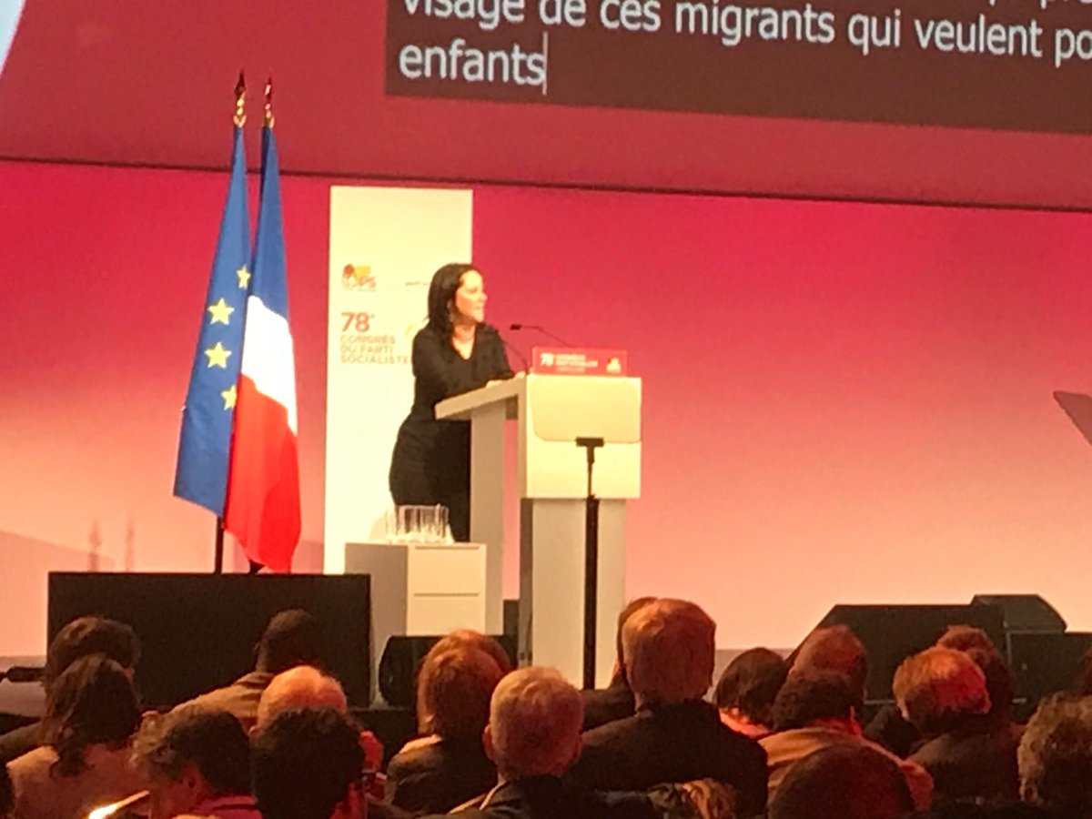 fede_ps44's tweet photo. Table ronde sur le thème de « L’écologie : un engagement social » avec @Johanna_Rolland : « la gauche du réel est ancrée dans nos territoires » #CongresPS #Aubervilliers https://t.co/Deyq6IOItr
