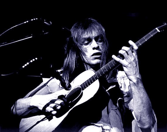 Please join us in wishing a very happy birthday to Steve Howe! 