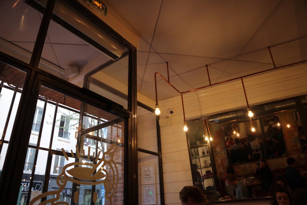 amyallennnn's tweet photo. If you’re ever in 10th arr. Paris, definitely check out @holybellycafe 🥞 https://t.co/nvanNQpiLS
