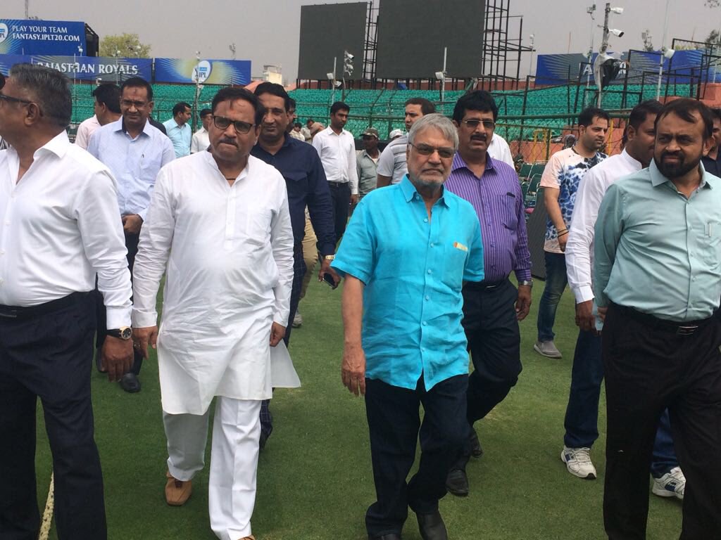 जयपुर आईपीएल 2018 की मेजबानी के लिए तैयार हैं।  मैं धन्यवाद देना चाहूंगा उन सभी लोगो का जिन्होंने राजस्थान में क्रिकेट की वापसी के लिए अपना योगदान दिया।  

राजस्थान क्रिकेट का ये नया युग एक स्वर्णिम युग होगा।  हम सभी मिलकर राजस्थान क्रिकेट को शिखर तक ले जायेंगे।