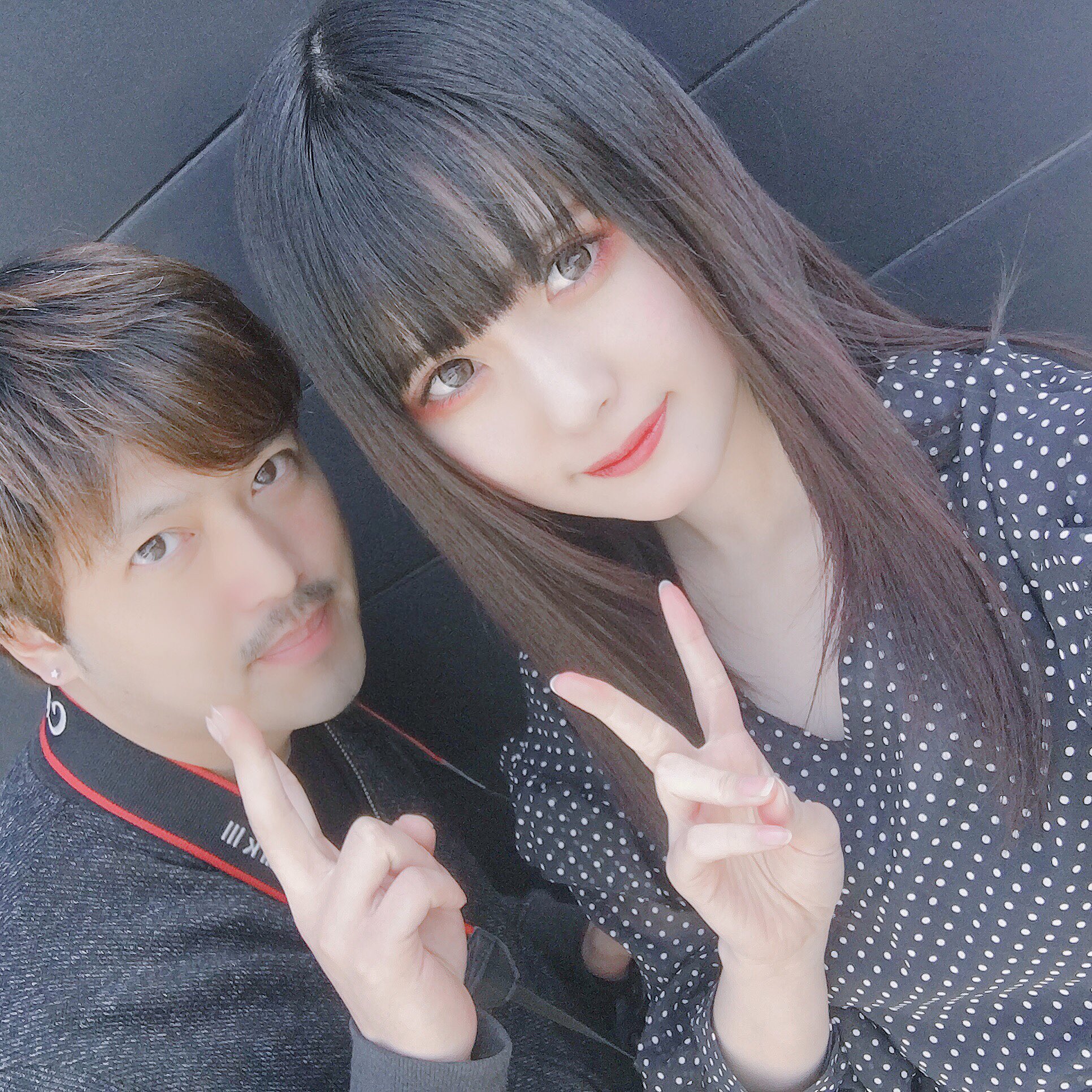 夢彩 ゆあ 24日出勤 בטוויטר 今日はkuroさんと撮影でした そして安定の顔交換やりました腹がよじれました Kuroさんと顔交換