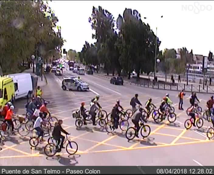 ℹ️Salida coordinada desde Pta. de Jerez y Parque del Tamarguillo del  XXI Día Metropolitano de la Bicicleta,  para realizar ruta por la ciudad con final en Parque del Alamillo. Siga indicaciones #PolicíaSevilla y use otras rutas. <a href="/Ayto_Sevilla/">Ayuntamiento de Sevilla</a> <a href="/EmergenciasSev/">Emergencias Sevilla</a> #SevillaHoy