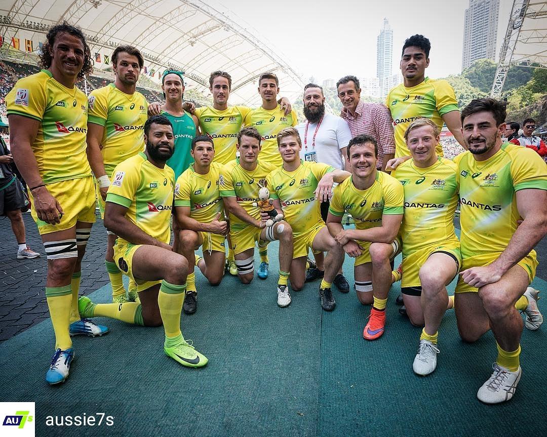 a_curtain's tweet photo. awesome weekend watching the 6 @iconzrugby boys rip in at the Hong Kong 7s. 
huge thanks to @jonnymoses for hooking up the photo 
#iconzrugby #pathway #au7s #samuraifamily #iconzworldwide #coachinglife #empirebuilding #iconzempire #lovetherussians https://t.co/Ay7eraz6MX
