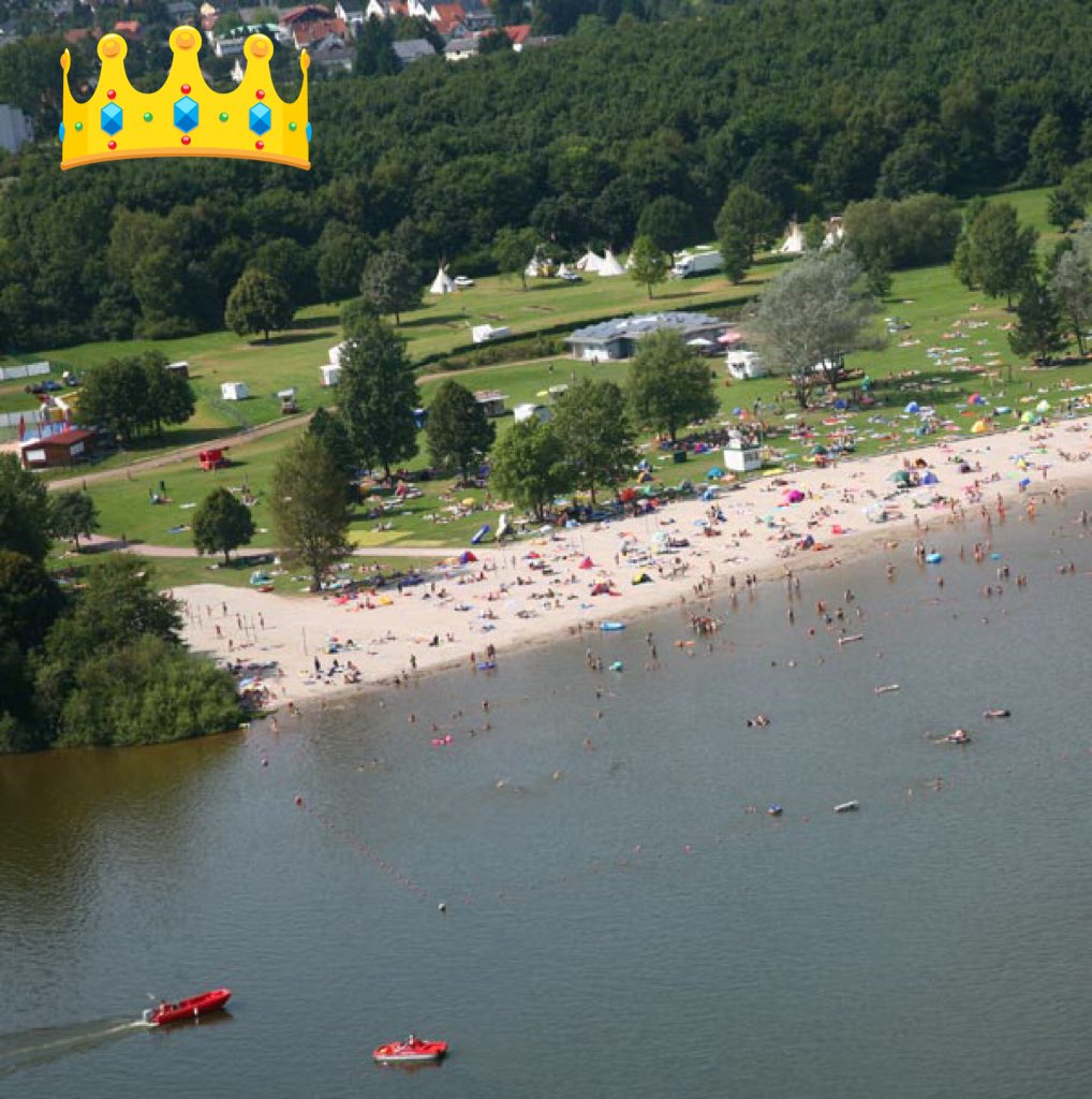 zeroundersteer's tweet photo. Hey @SebastienLoeb, just so you know - there‘s a beach right next to Rallye Germany’s Service park. #WRC #comehomeking #WRCAllLive @ADACRallye @The_Rally_Guru @voiceofrally https://t.co/U2eMwsSVze