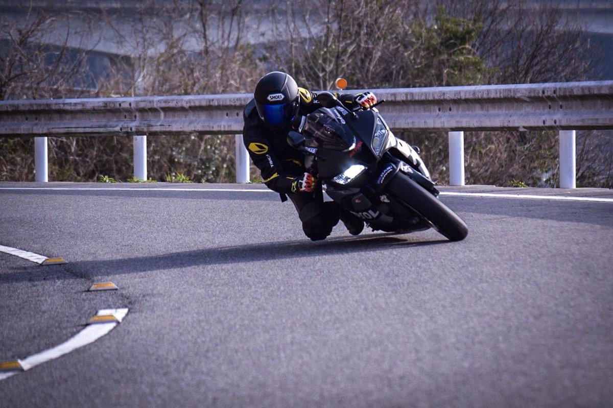 _mata___'s tweet photo. こてさんに写真撮ってもらったので載せときます。タグ忘れたので載せなおしですw
#cbr600rr 
#こてんぐふぉと https://t.co/Jh5rk09Gyt