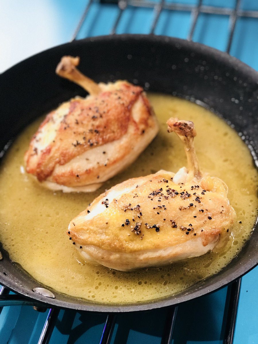 SundayBrunchC4's tweet photo. Get your chicken breast with the bone in and you’ll never go back 🍗 https://t.co/EXF3ly1PKE