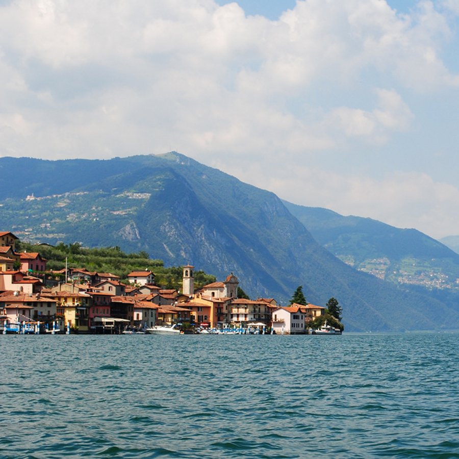 Well, we've definitely had worse rides than this. #LakeIseo #SundayMorning #Italy