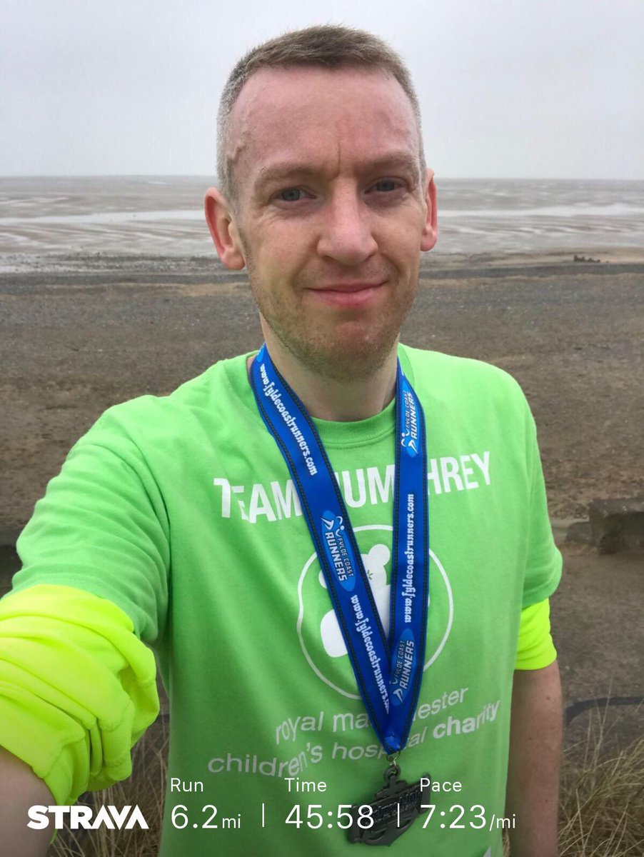 It may not be a #ManchesterMarathon medal but #Fleetwood10k today was my marathon. I think I’ve got a new 10k PB, just waiting on the official chip time. Running #IMOAC & raising money for @RMCHcharity. #TeamHumphrey #BeSeenInGreen
💚🏃♂️ @fcrevents