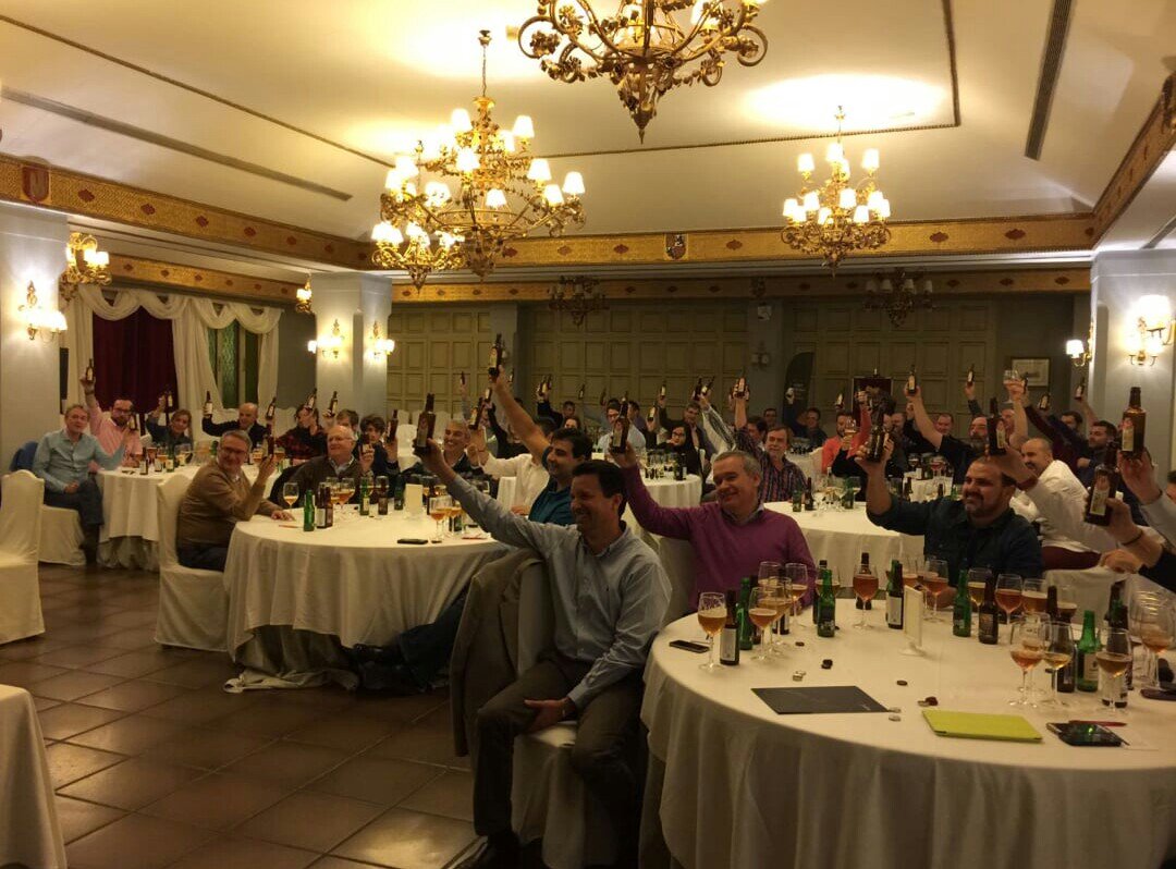 Debier_distribu's tweet photo. Otra cata, esta vez en el Hotel Cándido de Segovia. Lleno, gracias a todos por venir. Seguimos conquistando paladares. #CervezaArtesana #cerveza #sanisidrocervez @segovia https://t.co/AkUaBvJ4rj