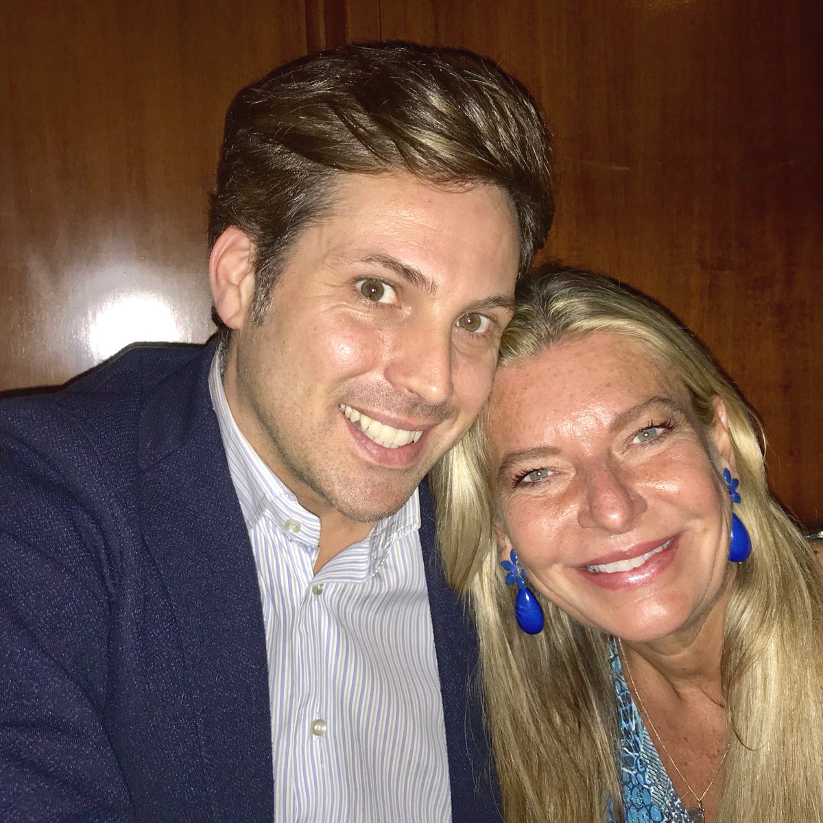 Vinbocciarelli's tweet photo. Un’amica vera lo e’ per sempre... dolce Manuela! #incontri #specialfriends #manuelamaccaroni #positivevibes #vincenzobocciarelli #rai #lepersonechepiaccionoame #eyeshining #blonde #ritrovarsièsemprebello #happysunday #viportoconme @biotecitalia @rai1official https://t.co/sOHwVygkry