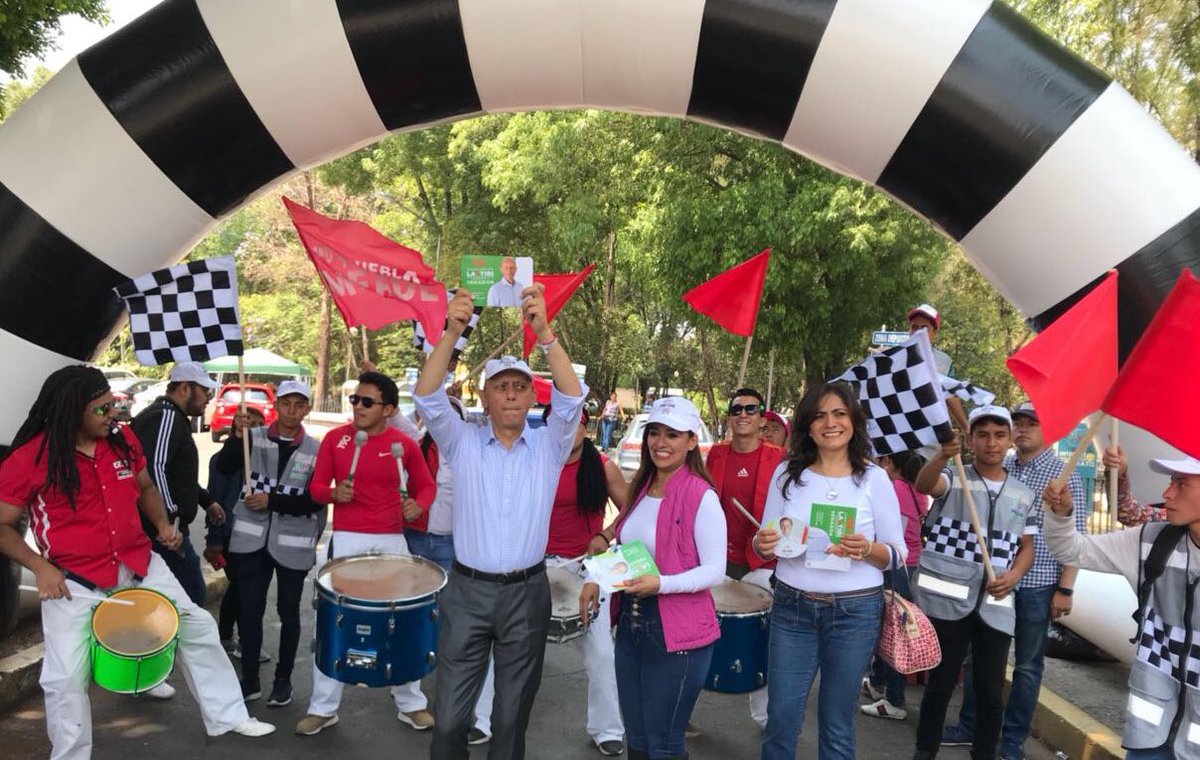 PRIdePUEBLA's tweet photo. En #Puebla, de norte a sur del Estado iniciamos con entusiasmo la campaña permanente en favor de @JoseAMeadeK y de los candidatos a diputados federales y senadores del @PRIdePUEBLA. ¡Vamos a ganar! #YoConMeade #EnTodasPartes https://t.co/hDMJwnzHyN