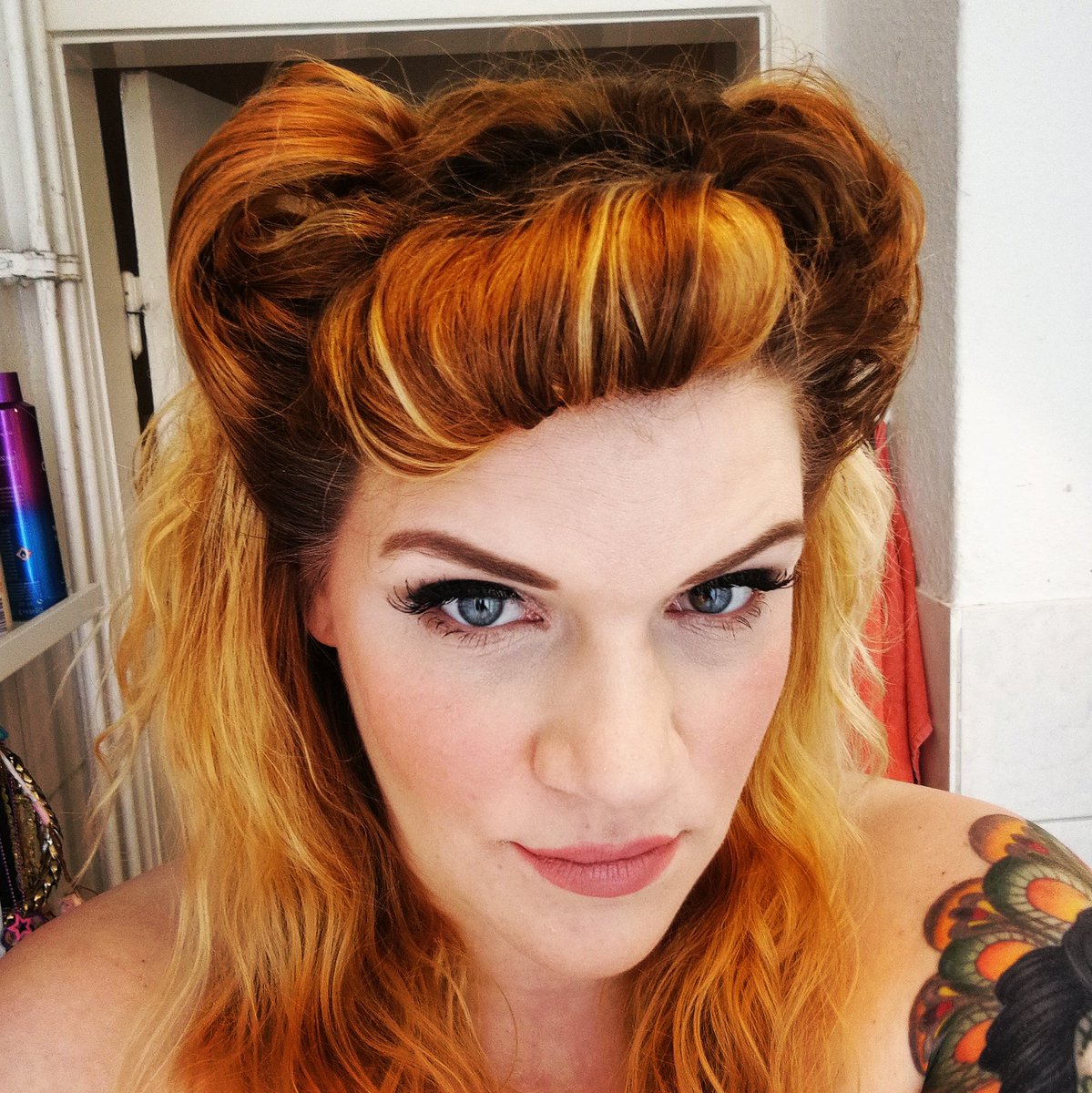 Frl_Maiko's tweet photo. Weddinghair! #teamschnaps https://t.co/dYWdDml46m