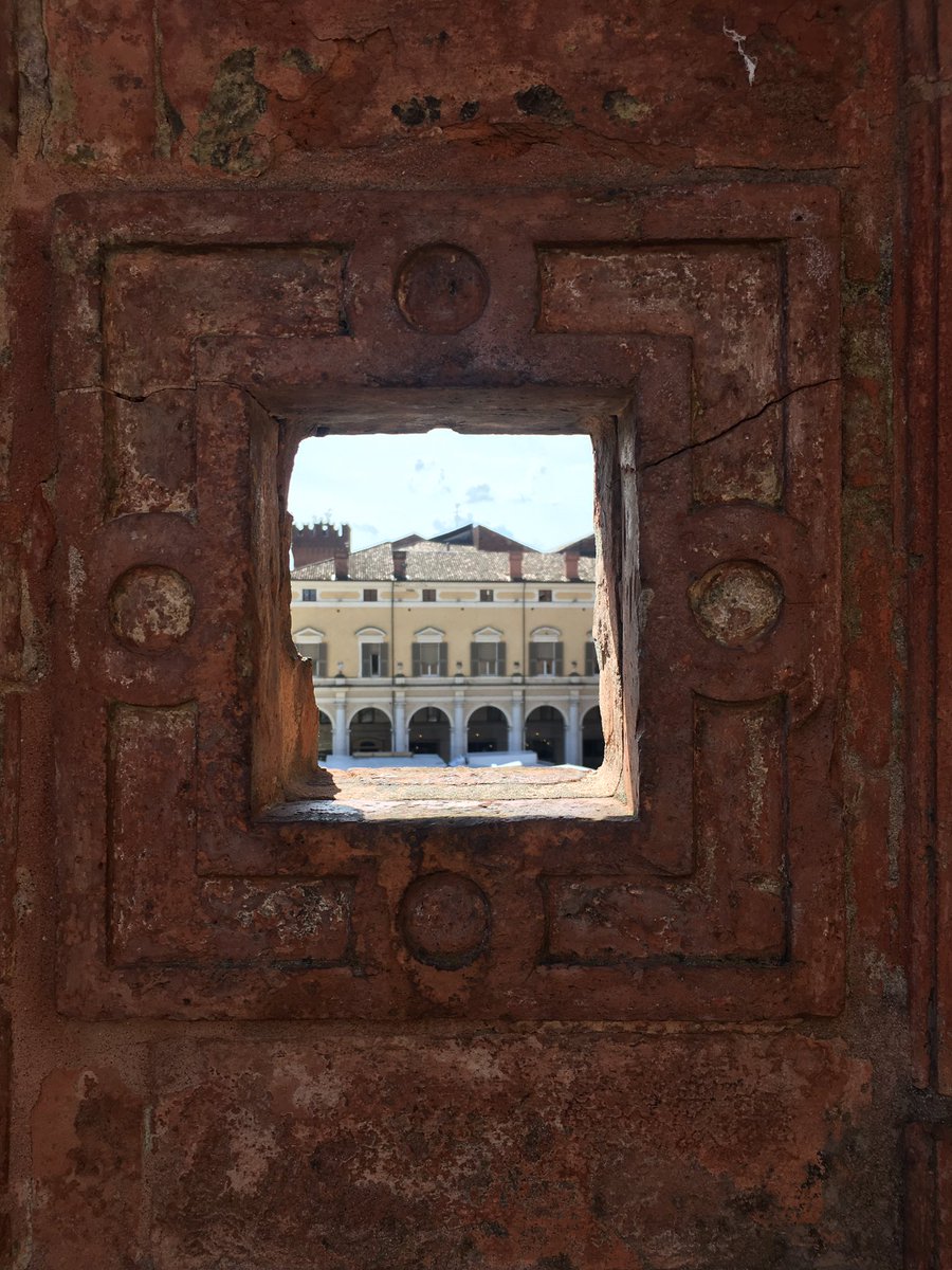 Vista dal terrazzo del Castello Estense di #Ferrara @ferraratourism <a href="/IgersEmRomagna/">igersemiliaromagna</a> <a href="/CastelloEstense/">Castello Estense</a>