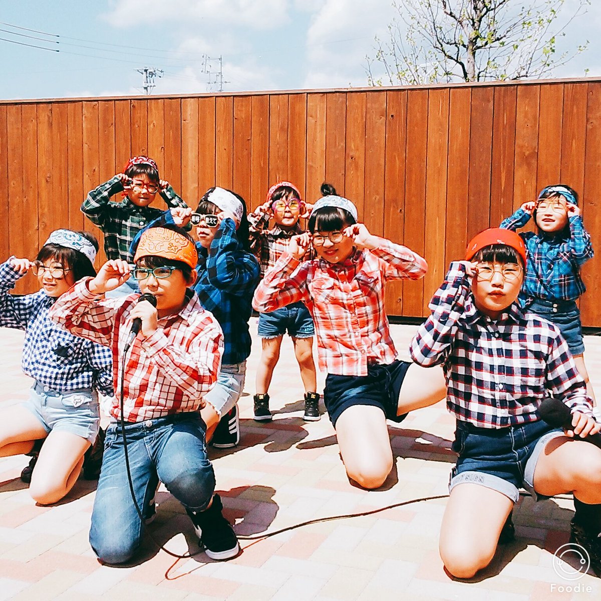 htv1985's tweet photo. 田原市めっくんハウス リニューアルオープンおめでとうございます!
外では T☆C sprout  ヲタクが増殖中w https://t.co/H4XWbCuE9O