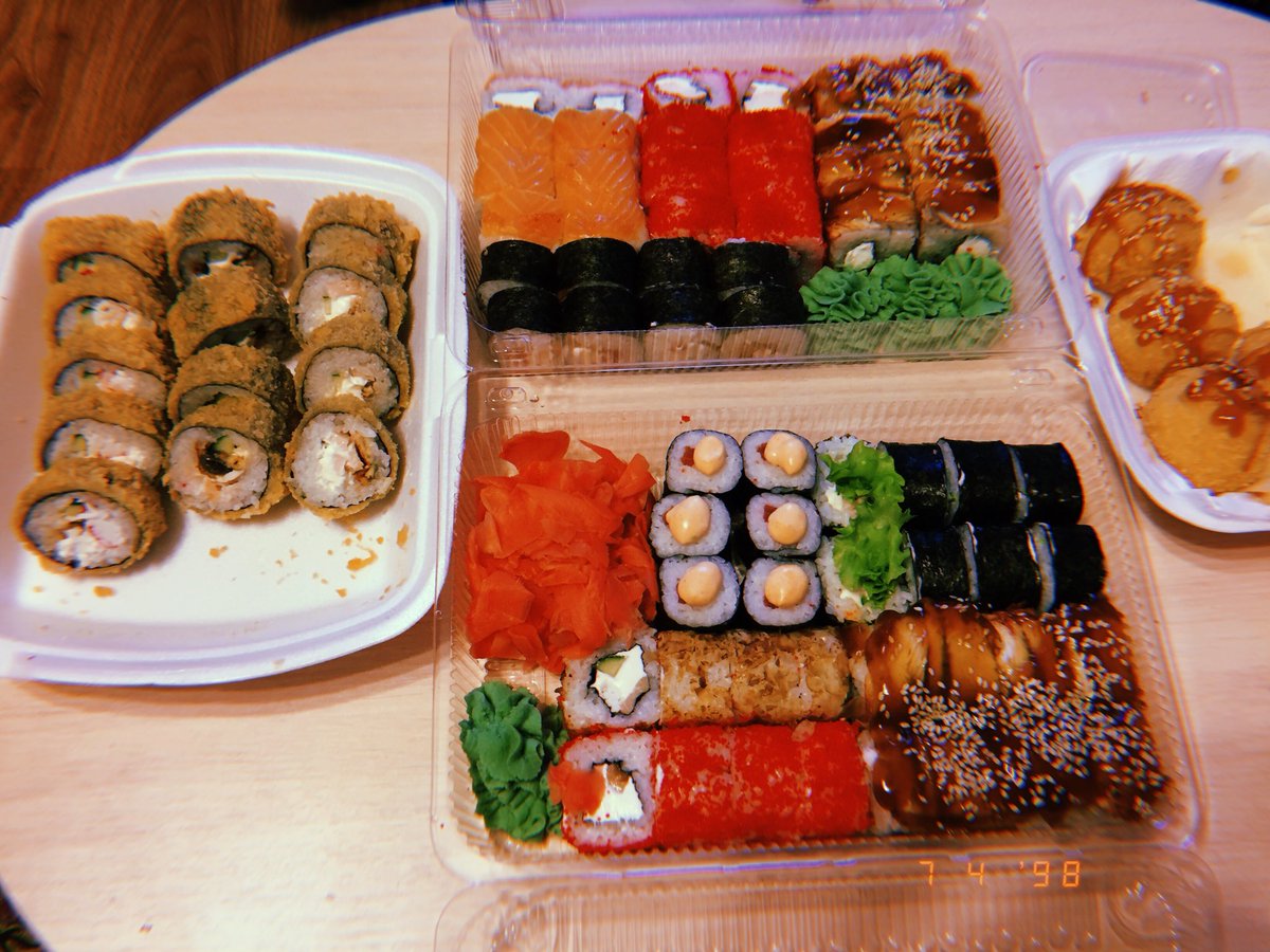 ShevchenkoLiya's tweet photo. Наконец-то с родными👬👬🍱 https://t.co/JIxkdcpK2F