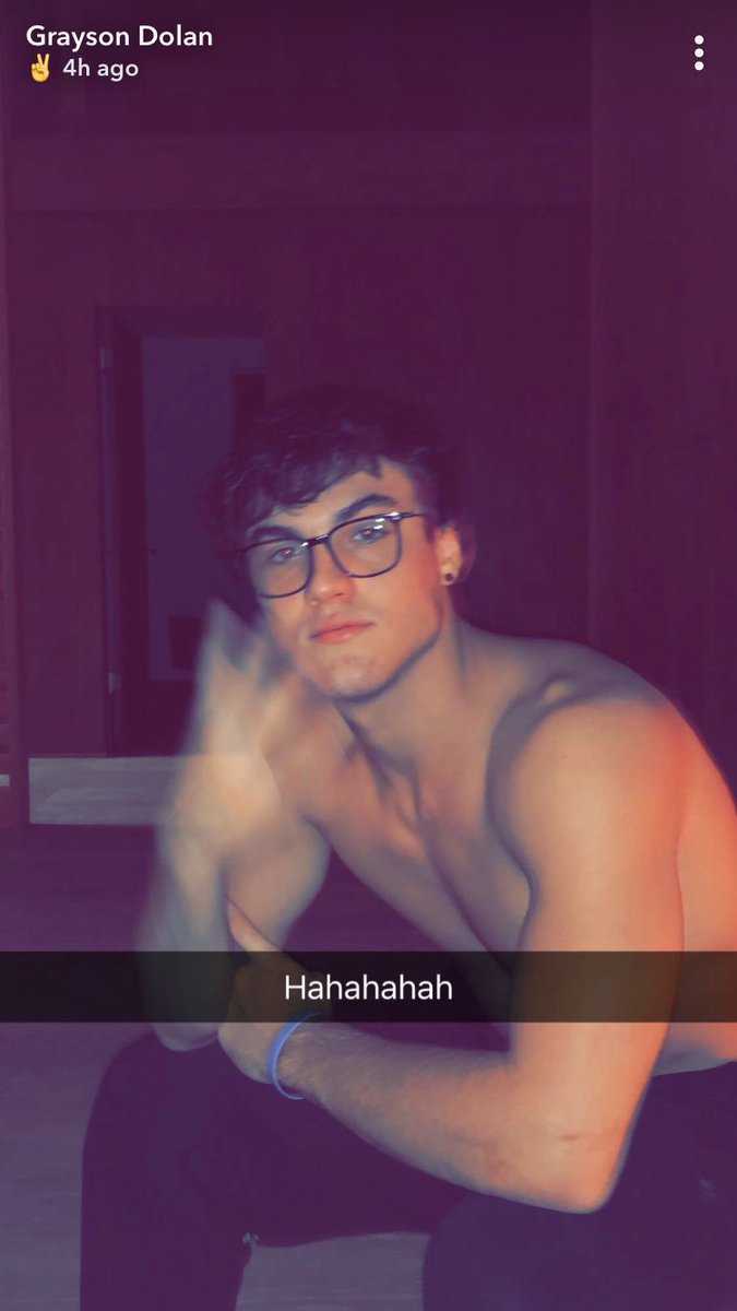 excusegrant's tweet photo. ethan looks hot w those glasses. he looks hot w anything https://t.co/YmUGeqYoTq