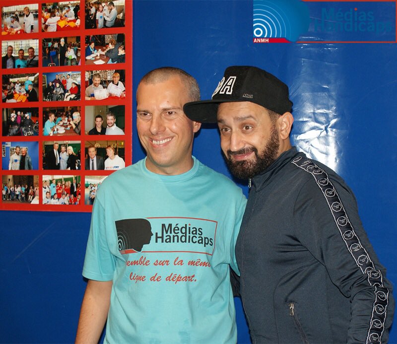 Cyrilhanouna tweet picture