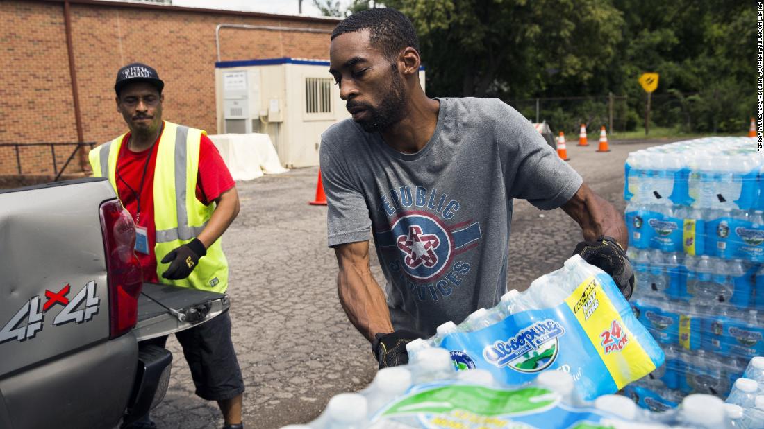 CNN's tweet photo. As Michigan ends a free bottled water program in Flint claiming the water quality has been restored, some residents don't believe it's safe to drink or use yet https://t.co/OcVhns8f7Z https://t.co/HbRyjLxNbr