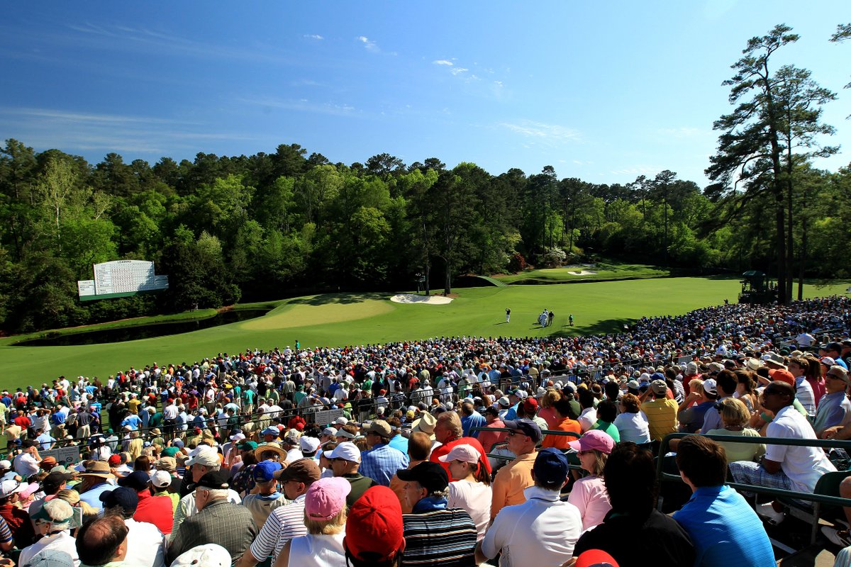 GolfChannel's tweet photo. Welcome to one of the greatest days in sports.

Sunday at #theMasters https://t.co/Vz1lMyiR5x
