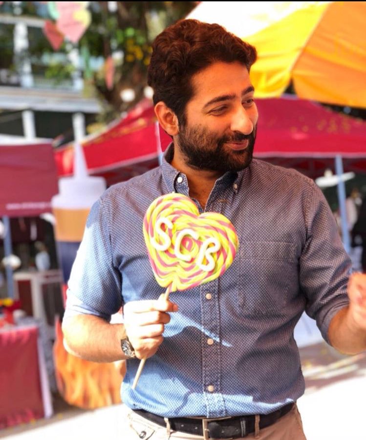 Style_Cracker's tweet photo. The #SCBorough is the perfect way to spend your Sunday. Shop some of India's most exciting fashion brands, sip on cold beer and cocktails, take a bite out of life with delicious treats and just soak up the good vibes 💕 Visit us at the Mahalaxmi Racecourse till 10pm tonight 🍻 https://t.co/ZC88bI6WSd