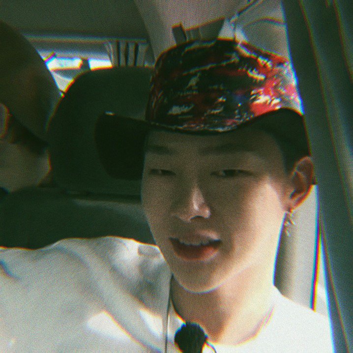 ccapturebyme's tweet photo. Hey boy

 #KwonHyunbin #권현빈 https://t.co/JT603rwGKE