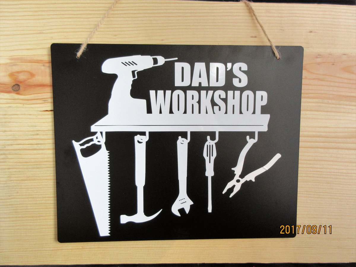 robincarlson03's tweet image. Dad's Workshop Sign, Dad's Sign, Dad's Tools, Gift for Dad, Gift for Grandpa, Workshop Sign tuppu.net/19bfc4d3 #Etsy #MnMadeWreathsNThings #GarageSign