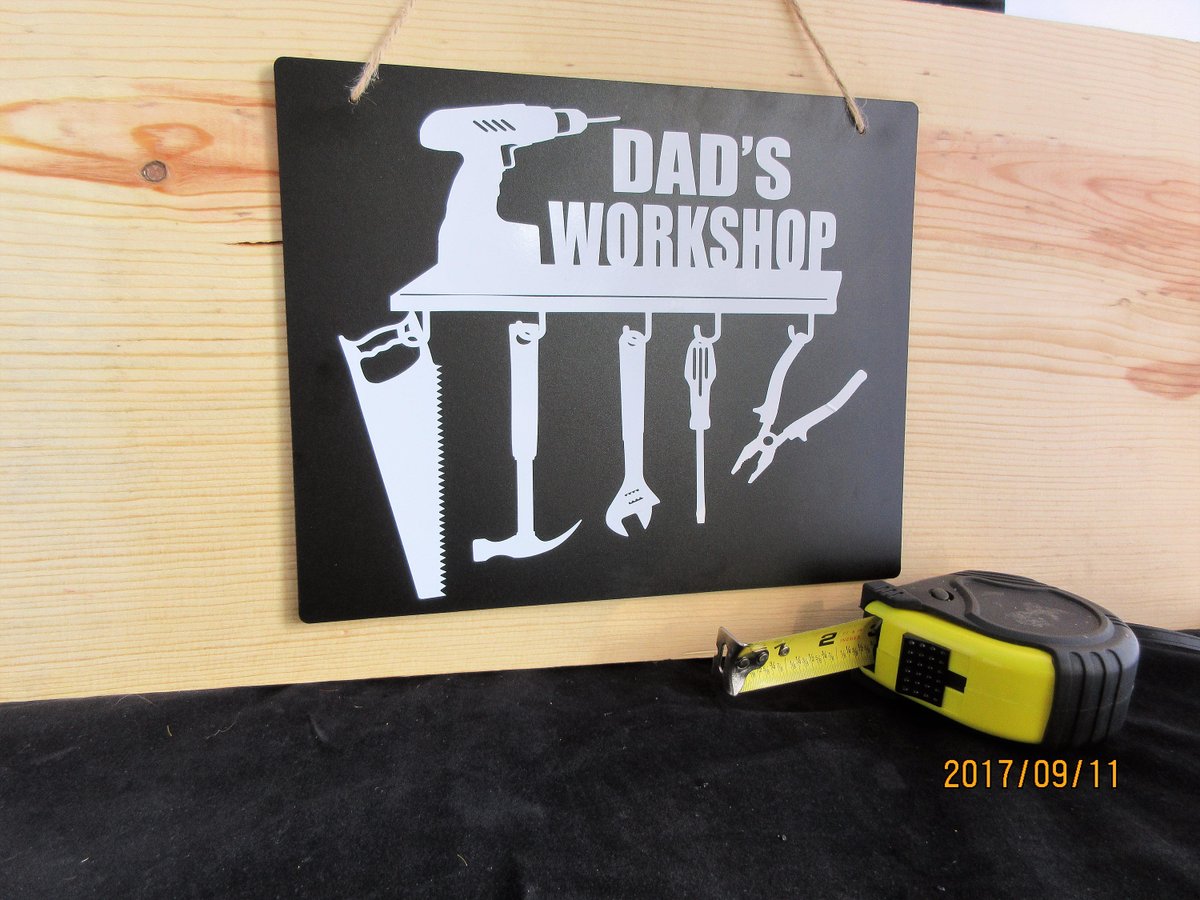 robincarlson03's tweet image. Dad's Workshop Sign, Dad's Sign, Dad's Tools, Gift for Dad, Gift for Grandpa, Workshop Sign tuppu.net/19bfc4d3 #Etsy #MnMadeWreathsNThings #GarageSign