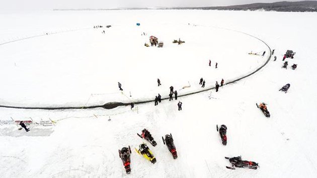 Maine community creates massive ice carousel on frozen lake.  ottawamatters.com/world-news/mai… https://t.co/bFb9q53EhR