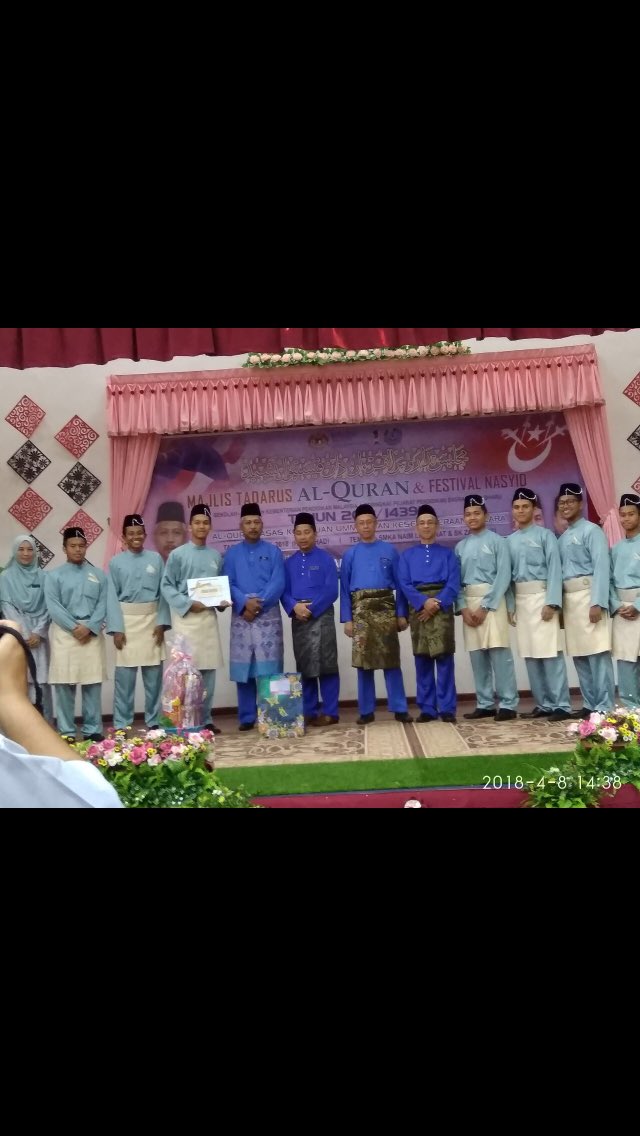 twtFarisPetra's tweet photo. Tahniah diucapkan kepada pasukan nasyid sekolah "Tahnan" .Johan peringkat ppd KB dan akn mewakili kb ke peringkat negeri...
Selamat maju jaya TAHNAN
#roadtoperlis https://t.co/8zS6Kz02UR