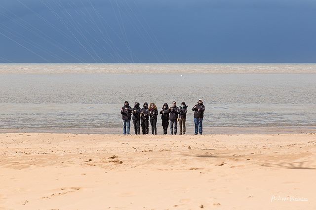 Jett1oeil's tweet photo. Concentrés les Loustiks Kite Team...
.
#loustikskiteteam #loustiks #kite #cvchatel #chatelaillonplage #chatelaillon #igerscharentemaritime #igersfrance #infinimentcharentes
.
#france4dreams #nelleaquitaine_focus_on #france_focus_on #so_photo #sudouest_fo… https://t.co/jPYjKyHija https://t.co/5dnTWi1H1L