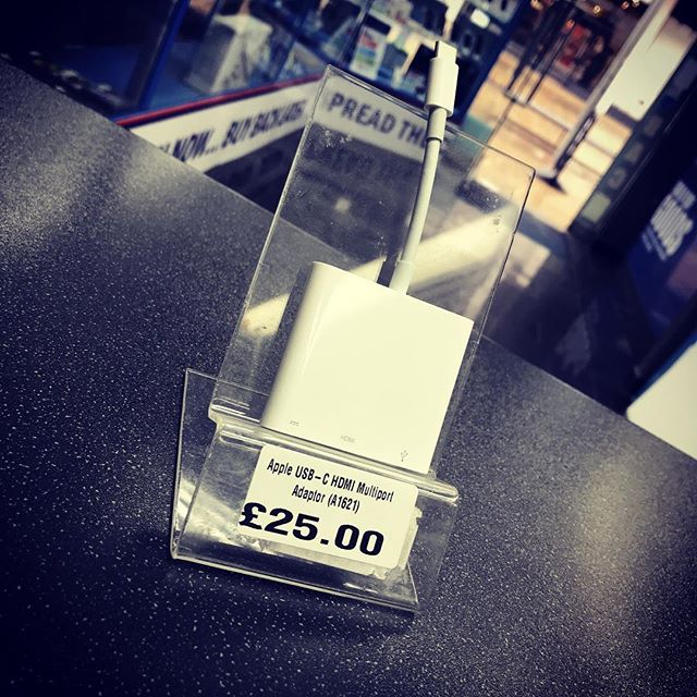 Apple USB-C HDMI Multiport Adaptor (A1621) JUST £25!

Handy little accessory. #Apple #accessories #Gadget #USB #HDMI #Trade #Exchange #Bexleyheath