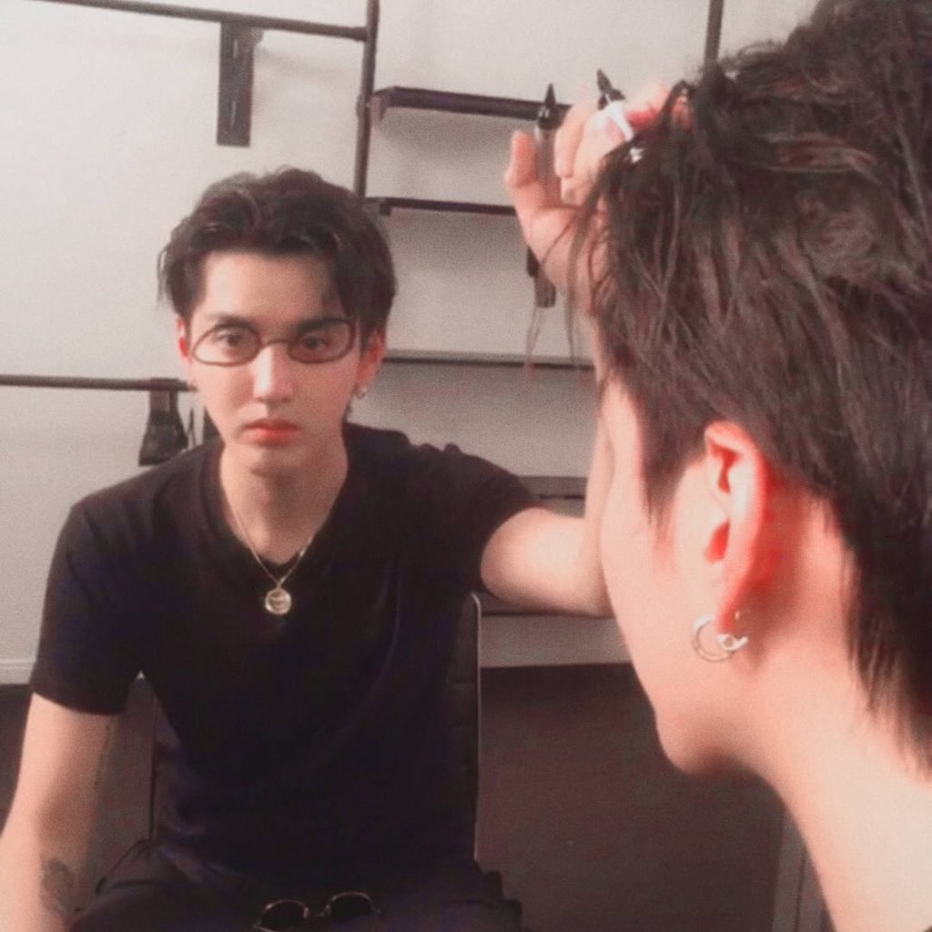 November06's tweet photo. สงสัยฝานจะว่างมาก 😂😂 https://t.co/RLFAyvWDQh