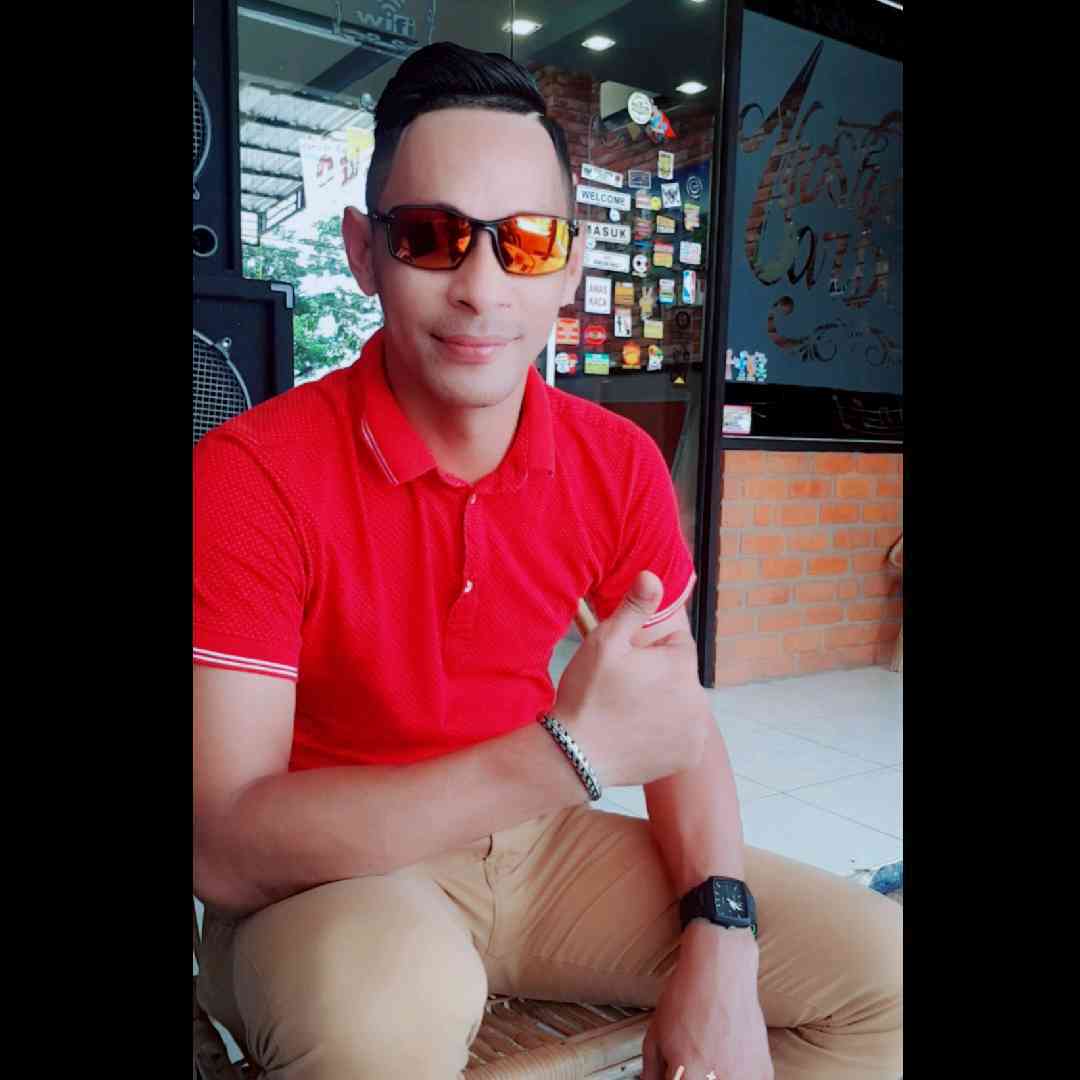 Ratucolmk1's tweet photo. Wow, Amazing! juliannicky is broadcasting on https://t.co/eco0I3eWbC ,come to join! https://t.co/v8bqSdafvM https://t.co/mgoEUIPoRL