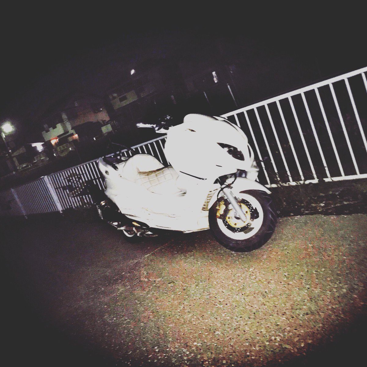 バイク販売 埼玉 今ある車両はz250ftと白マジェです 二台とも現金一括でお願いします Z250ft売ります Z400fx売ります Zrx400売ります Gs400売ります ザリ売ります マジェスティc売ります フォルツァ売ります マグザム売ります フュージョン売ります
