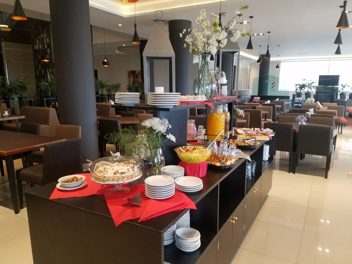 Buen domingo para todos! 🤗 #EletonRestaurant #reuniones #delicioso