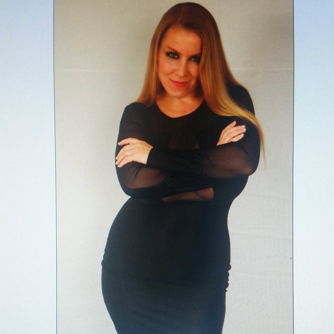 TW Pornstars Desiree Deluca. The most liked pictures and videos from