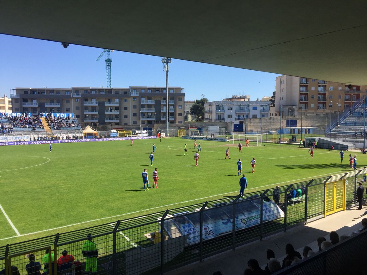 CasaRende's tweet photo. #MateraRende 
15a giornata di ritorno #SerieC girone C
08/04/2018 - Stadio "XXI Settembre – Franco Salerno" Matera
#RendeCalcio #CasaRende #ForzaRende https://t.co/l4csQRhzol