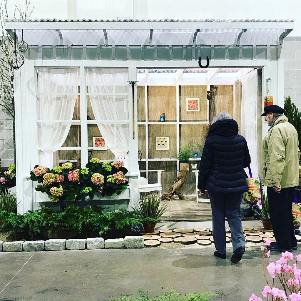 RIConvention's tweet photo. Get inspired and motivated to start or finish those home improvement projects. Check out the @RIBAHomeShow today at the RI Convention Center. Today’s the last day, open from 10am-5pm. 
#rihomeshow #homerenovation https://t.co/Rg3OyqB0Hp
