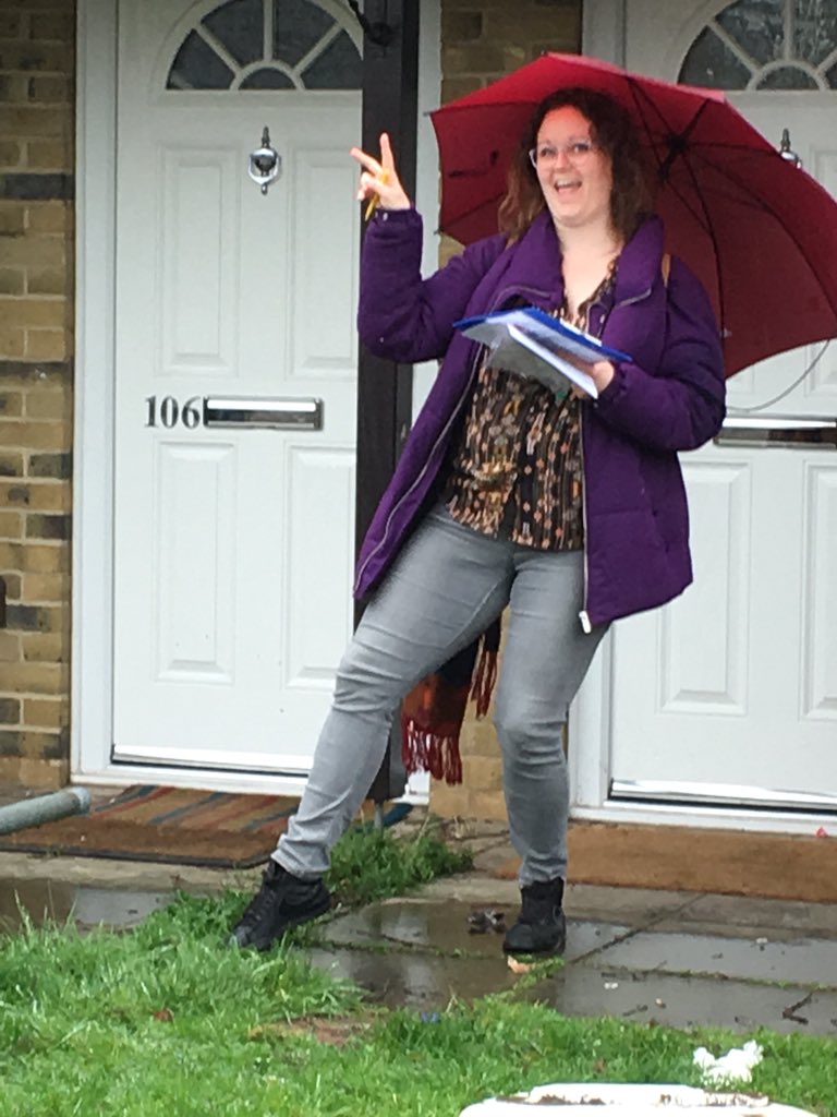 TWC_Projects's tweet photo. Braving the weather to speak to residents in #MorayDrive with the amazing @riannehouba &amp; @laurammacartney and @sarahcreates as part of a @TWC_Projects with @ThamesValleyHA https://t.co/DmBpwZJKMH