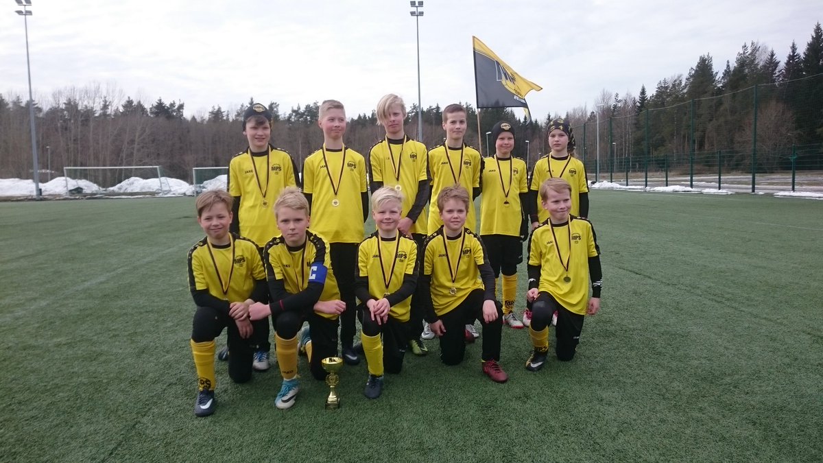 Kilpasarjan #MPSkevätturnaus voittajat.
