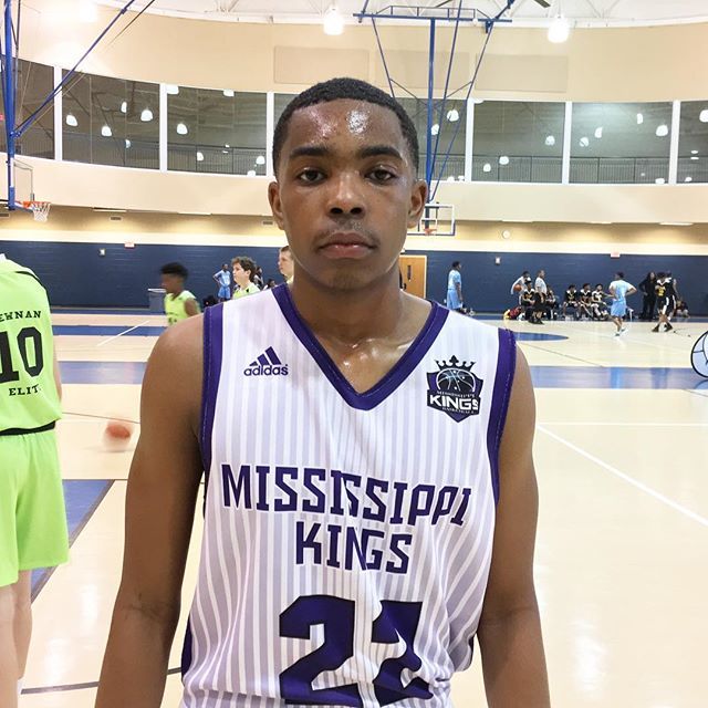 Future150's tweet photo. 2020 SG Charles Walker of the Mississippi Kings (MS) was on-fire this weekend. Silky smooth jump shot with DEEP range. #MainEventATL https://t.co/8mz8mo2OdX