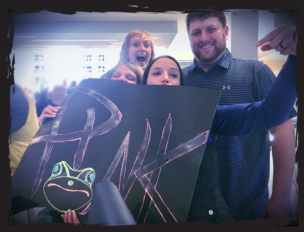 ZooCrew419's tweet photo. Seeing that @pink &amp; I both have a strange love for frogs, I decided 2 add a frog in2the sign I made for the show last night in Pittsburgh.Wish I could have given her the sign.🤞🏼by some stroke of luck #pink will get to see my sign now. @pinkiesfamily #BeautifulTraumaTour https://t.co/oDKPg2dKDD