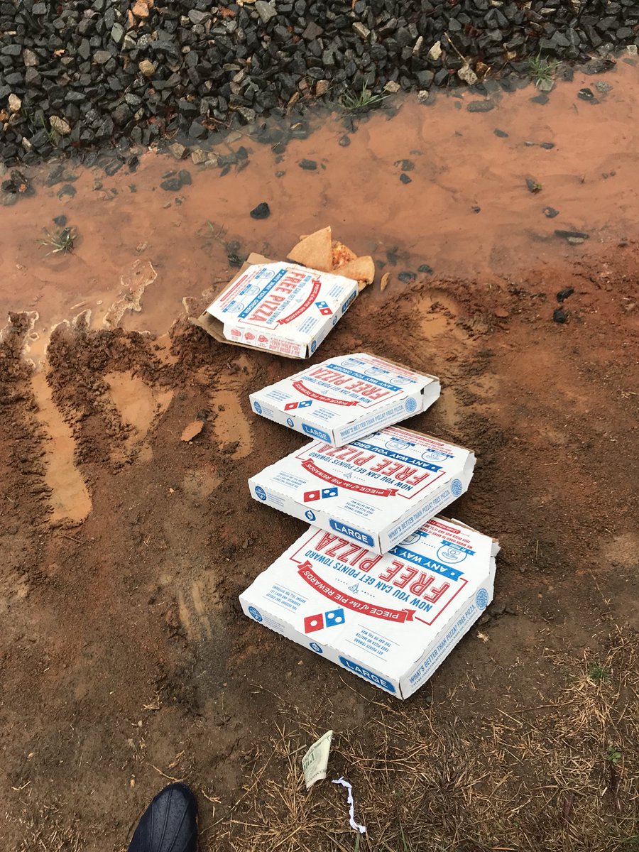 jackieslp70's tweet photo. Does this qualify for carry out insurance? #dominos #carryoutinsurance #elonuniversity https://t.co/JSzs7YDpEJ