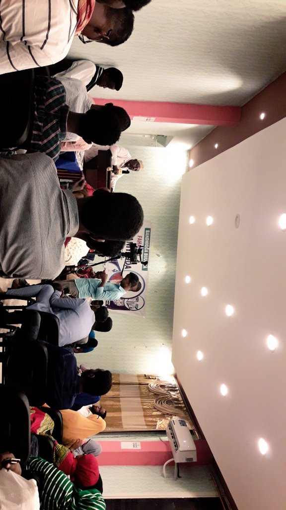 A_Waberi's tweet photo. Mohamed Farah Isse Gaashaan born 1946 lived z era's of colony, liberation movement, Democratic government, the military rule and the state collapse. Attended all different trials of reconciliation and tonight sharing youth in #Garowe what it means to be real citizen. #GetInvolved https://t.co/aw7K1CI6Zn