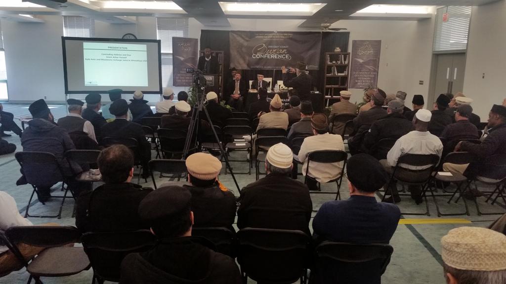kasharif's tweet photo. Honored to listen to the inspiring address by respected Imam Azhar Haneef @ImamAMCUSA giving wisdom of reading holy #Quran at #QuranConference in #BaiturRehman. #ECQC https://t.co/sMT0u3lOrE