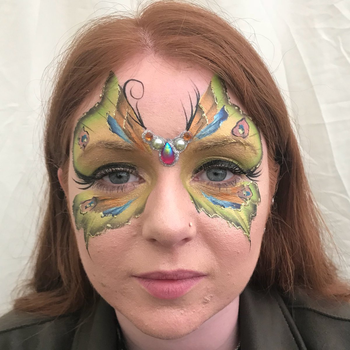 Beautiful green &amp; gold butterfly design from today’s party 🦋🦋