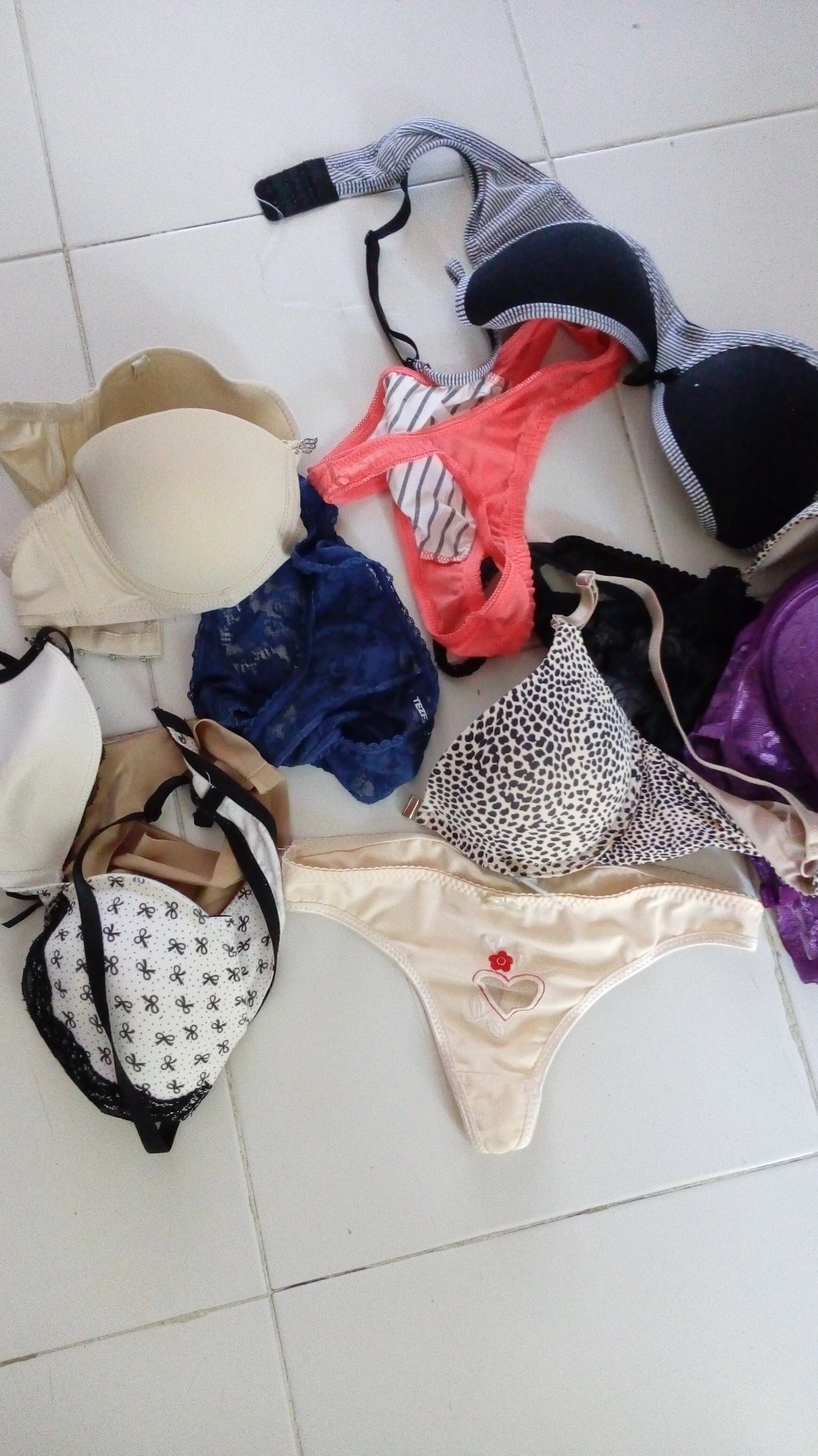 Venta de ropa interior sucia de mujer clearance