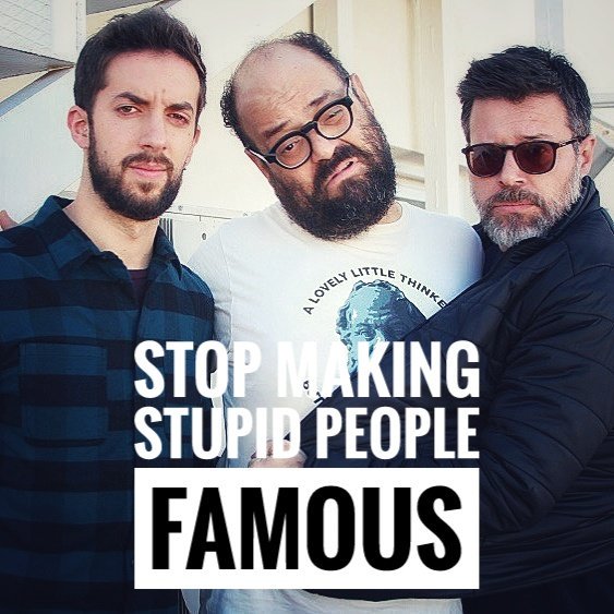 IgnatiusFarray's tweet image. Es muy bonito cuando, al pretender ridiculizar y menospreciar, también te salen cosas bellas: Alguien ha hecho esto por Twitter, así que puede ser un buen momento para convocar el PRIMER CONCURSO DE CARTELES DE PROPAGANDA ANTI-MODERDONIA. Gracias a todos los participantes.