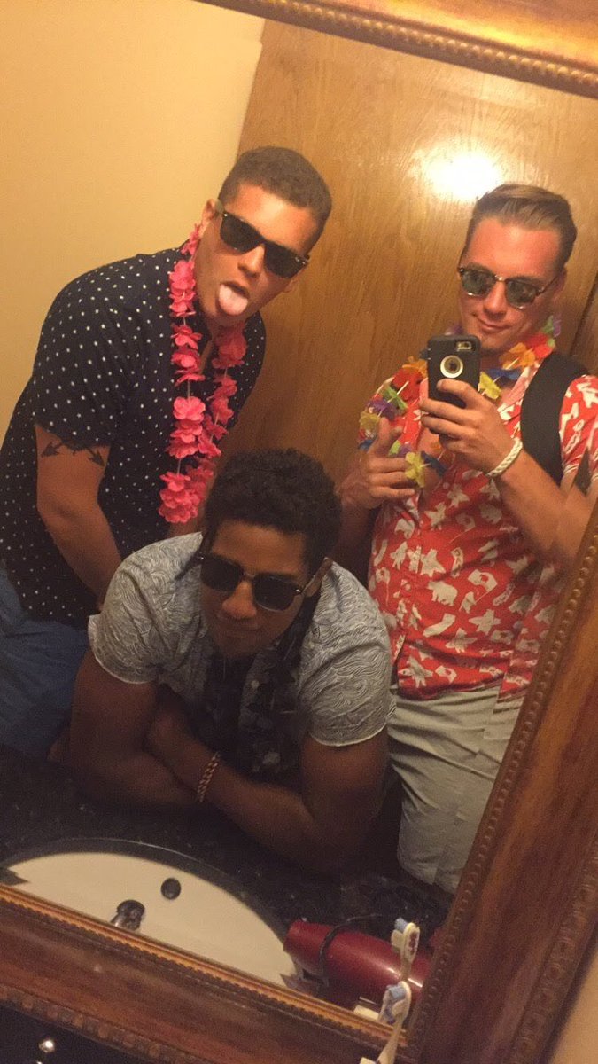 GabeRasmussen's tweet photo. @Tony180z Happy birthday little guy, miss you and see u in 3 weeks ❤️🔥😏 https://t.co/lVmhGYjJid